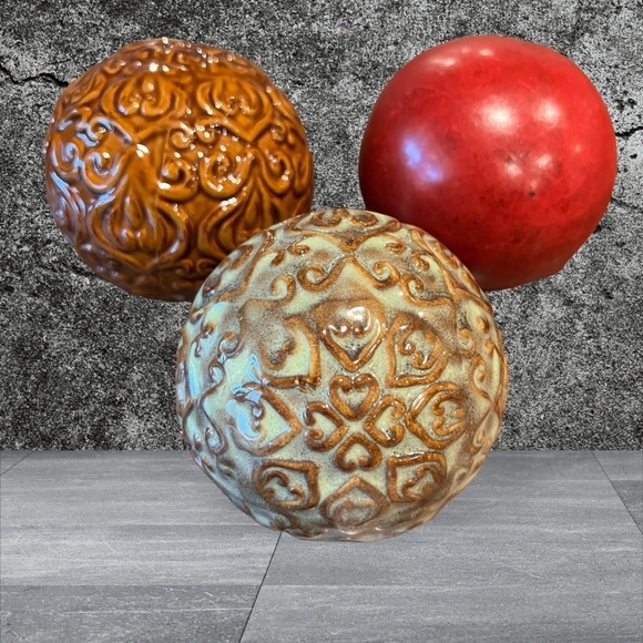 Decorative Orbs Balls Ceramic Ornate Lot of 3 - Picture 1 of 6
